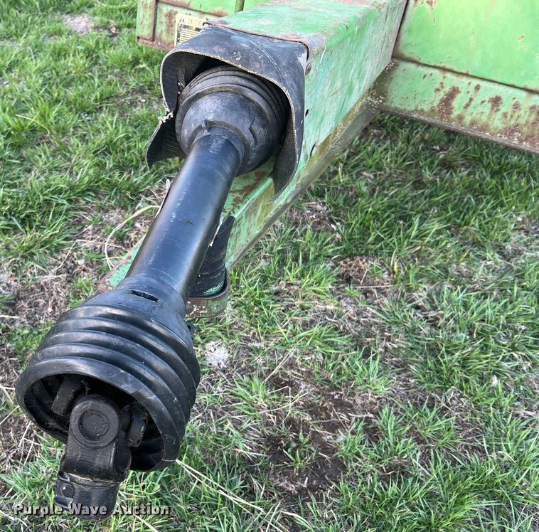 image for item LI9559 John Deere 54S  manure spreader