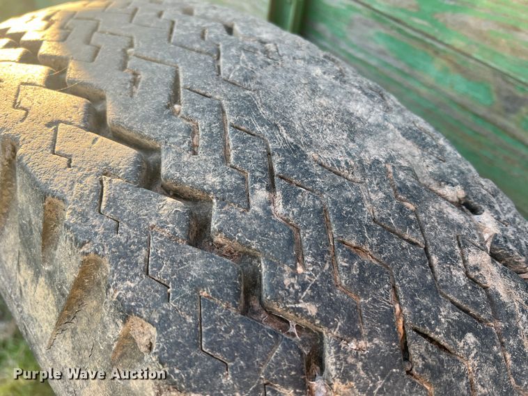 image for item LI9559 John Deere 54S  manure spreader