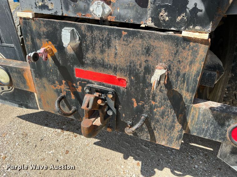 image for item LI9581 1987 Ford LT9000  water truck