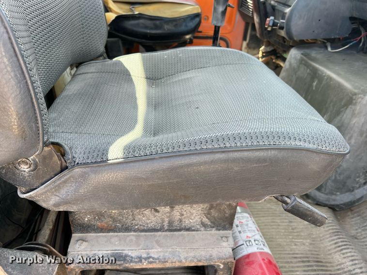 image for item LI9581 1987 Ford LT9000  water truck