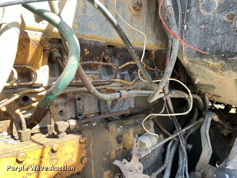 image for item LI9581 1987 Ford LT9000  water truck