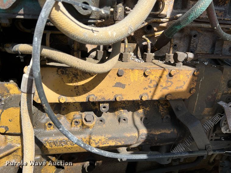 image for item LI9581 1987 Ford LT9000  water truck