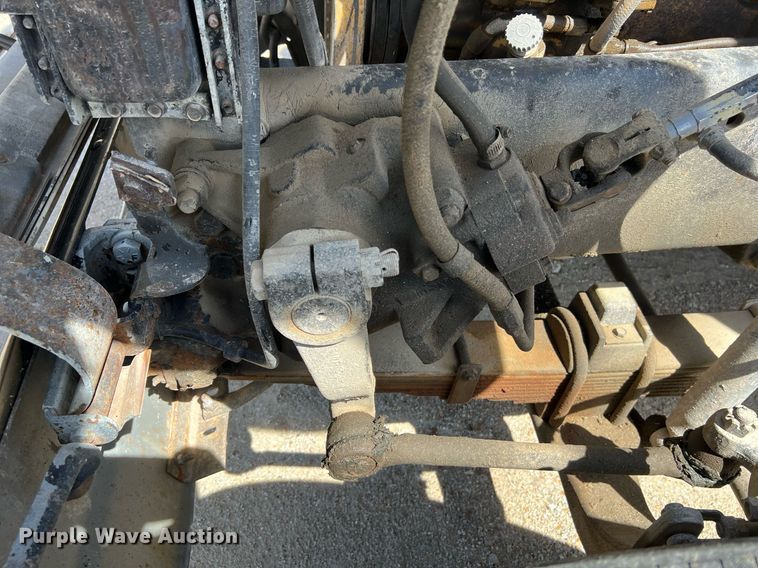 image for item LI9581 1987 Ford LT9000  water truck