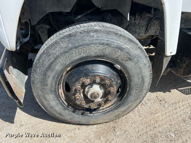 image for item LI9581 1987 Ford LT9000  water truck