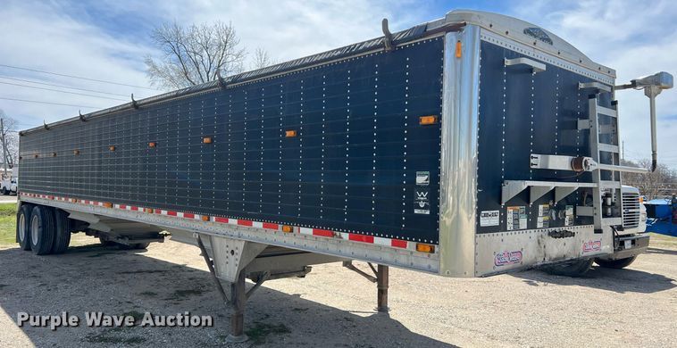 image for item LI9582 2003 Wilson DWH-500B  grain trailer