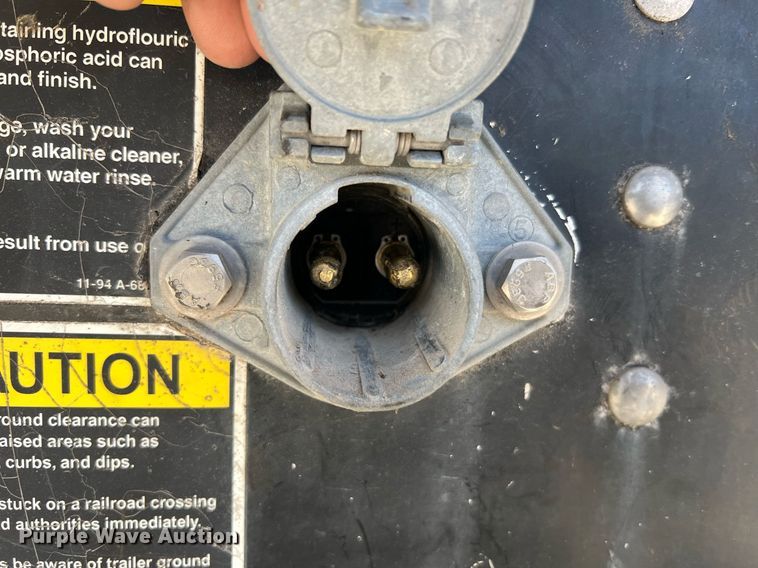 image for item LI9582 2003 Wilson DWH-500B  grain trailer