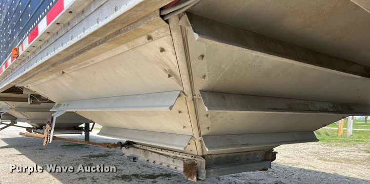 image for item LI9582 2003 Wilson DWH-500B  grain trailer