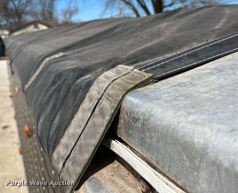 image for item LI9582 2003 Wilson DWH-500B  grain trailer