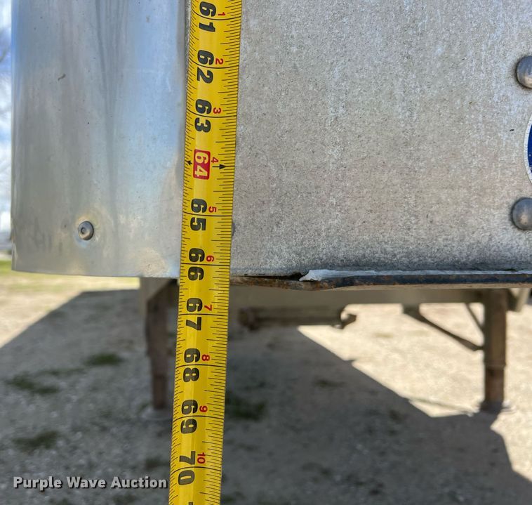 image for item LI9582 2003 Wilson DWH-500B  grain trailer