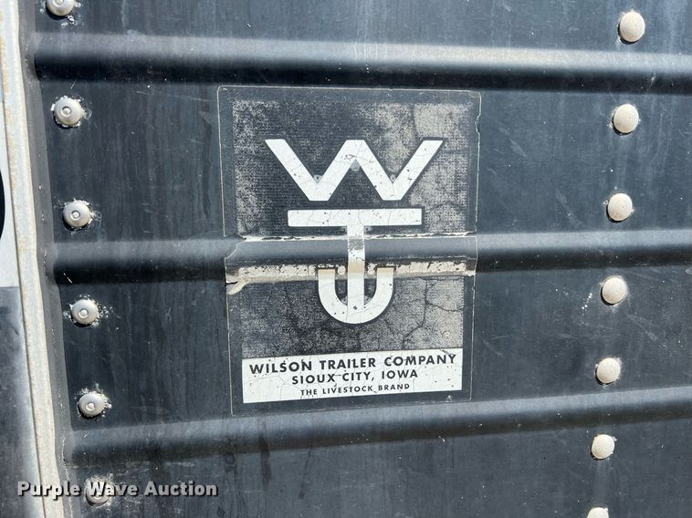 image for item LI9582 2003 Wilson DWH-500B  grain trailer