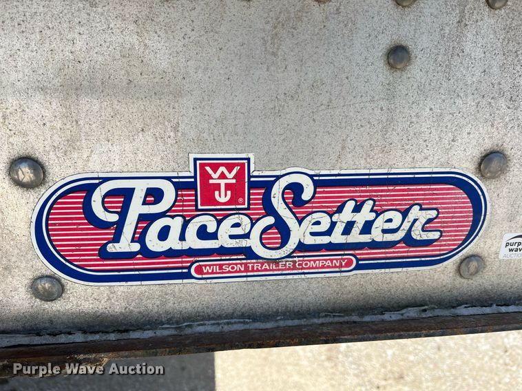 image for item LI9582 2003 Wilson DWH-500B  grain trailer