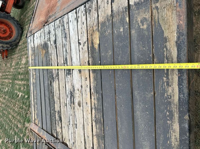 image for item LN9332 1988 J&L  equipment trailer