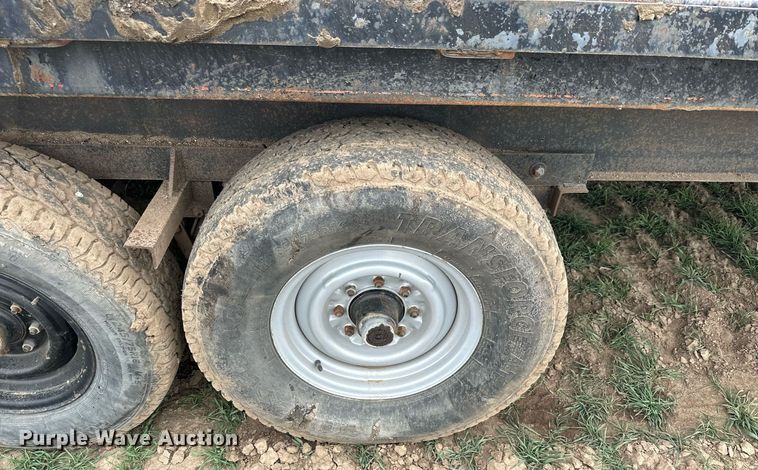 image for item LN9332 1988 J&L  equipment trailer