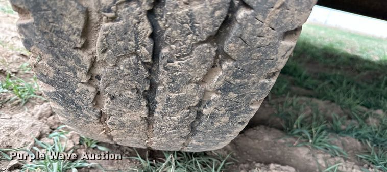 image for item LN9332 1988 J&L  equipment trailer