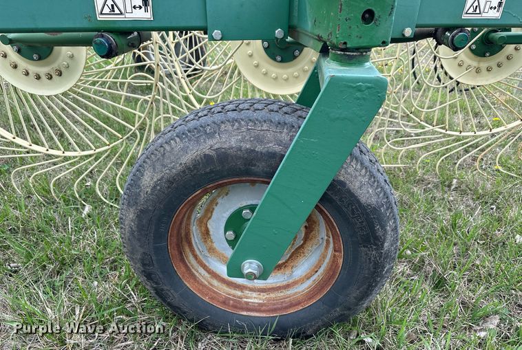 image for item LN9406 Sitrex Magnum MK10-12  hay rake