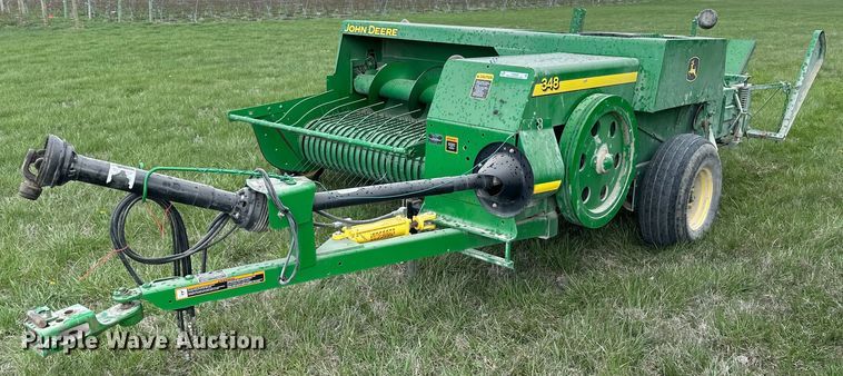 image for item LN9409 2010 John Deere 348  small square baler