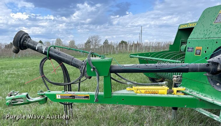 image for item LN9409 2010 John Deere 348  small square baler