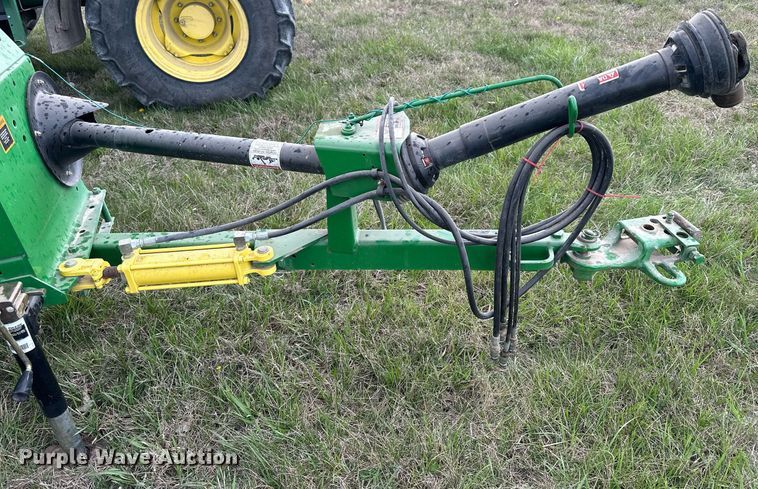 image for item LN9409 2010 John Deere 348  small square baler