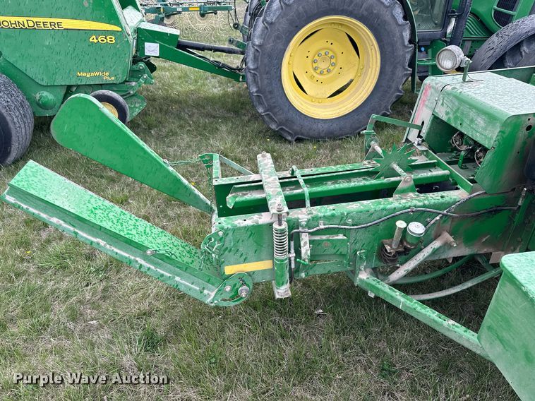 image for item LN9409 2010 John Deere 348  small square baler