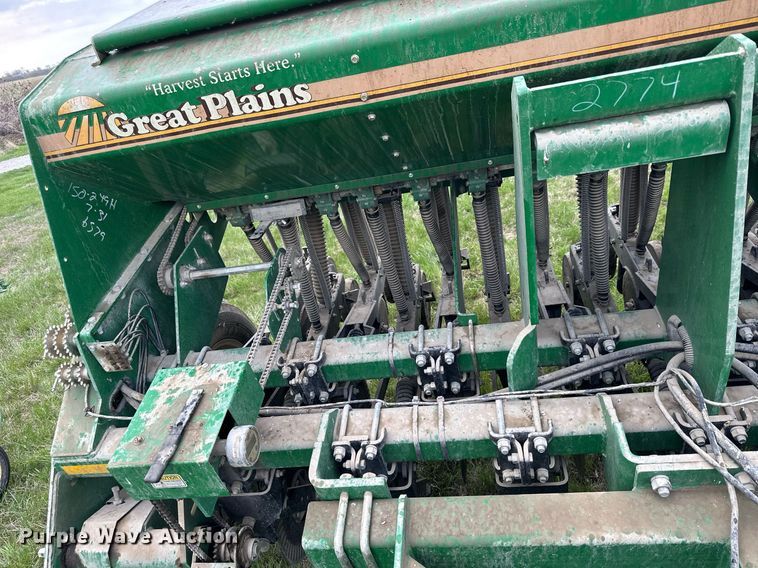 image for item LN9410 Great Plains 1006NT-1575  no-till grain drill