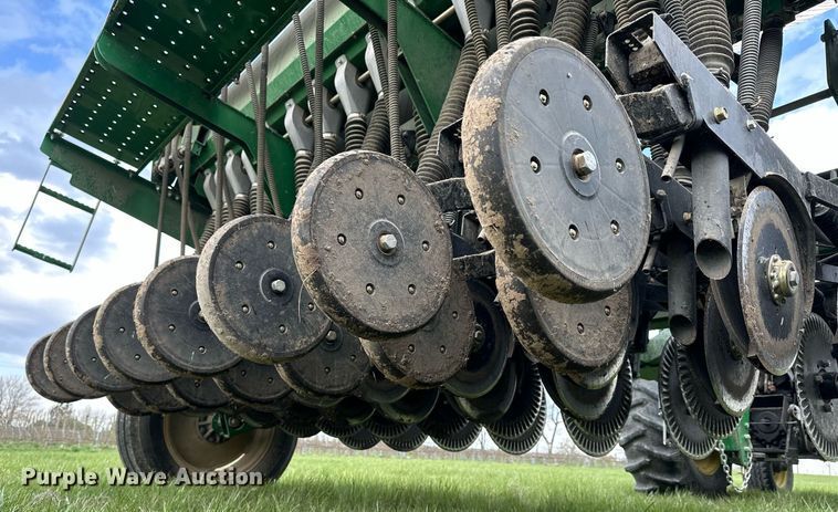 image for item LN9410 Great Plains 1006NT-1575  no-till grain drill