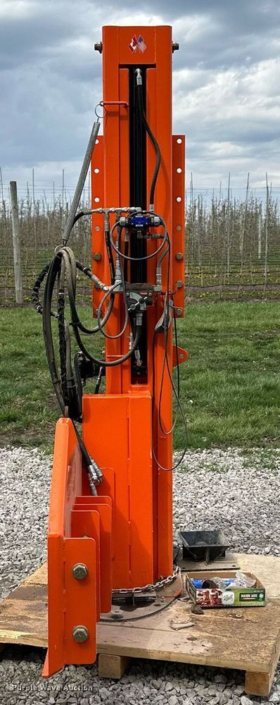 image for item LN9412 2020 Vibe Drive Long John Series  skid steer vibratory post/pile driver