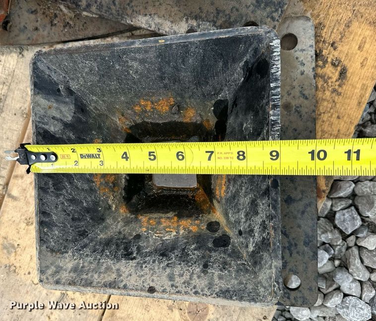 image for item LN9412 2020 Vibe Drive Long John Series  skid steer vibratory post/pile driver