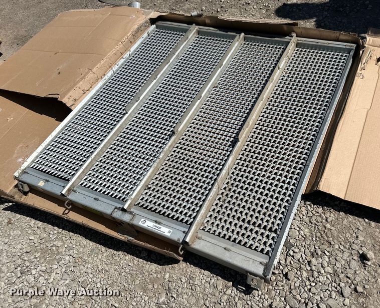 image for item LN9422 Combine parts