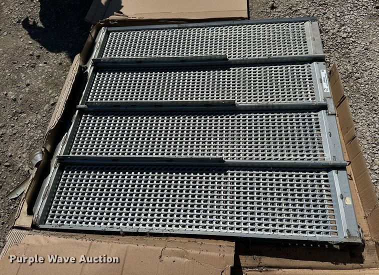 image for item LN9422 Combine parts