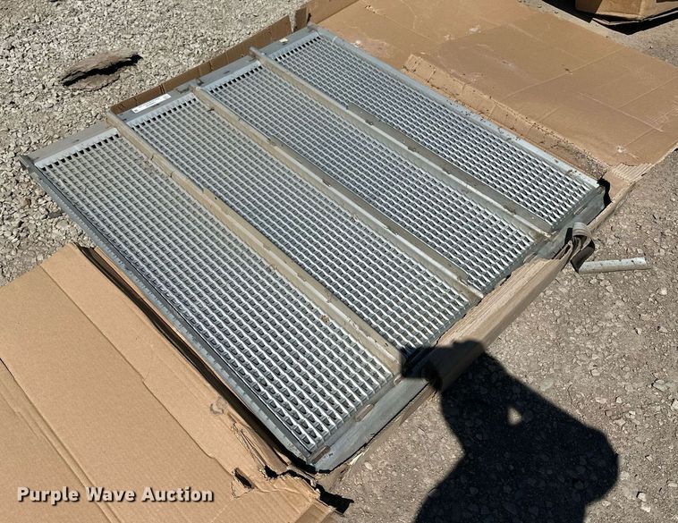 image for item LN9422 Combine parts