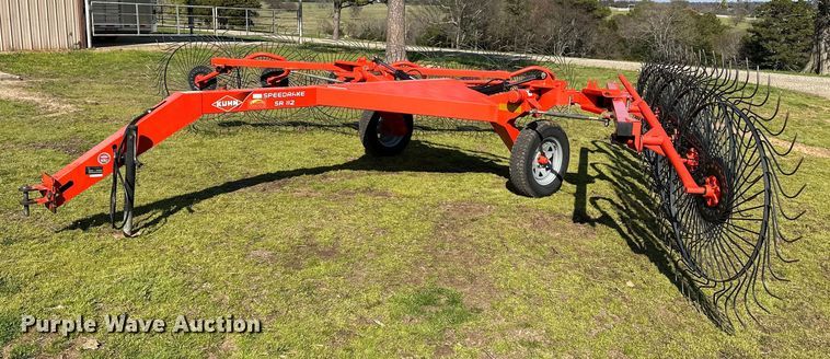 image for item LR9606 Kuhn SpeedRake SR112  hay rake