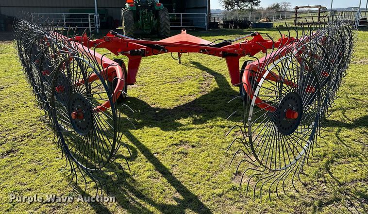 image for item LR9606 Kuhn SpeedRake SR112  hay rake