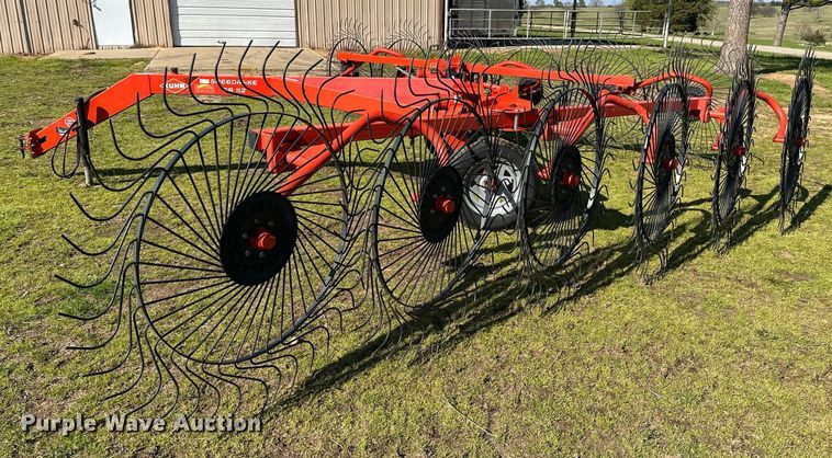 image for item LR9606 Kuhn SpeedRake SR112  hay rake