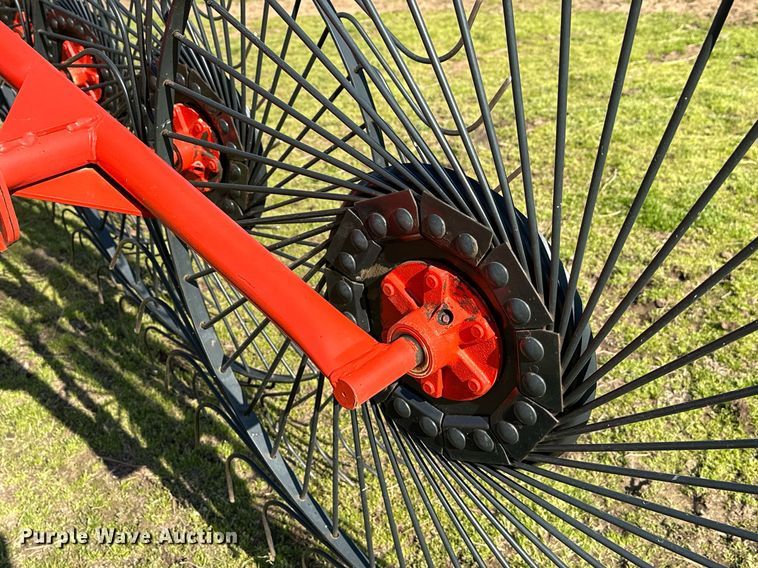 image for item LR9606 Kuhn SpeedRake SR112  hay rake