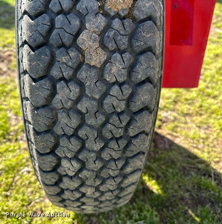 image for item LR9606 Kuhn SpeedRake SR112  hay rake