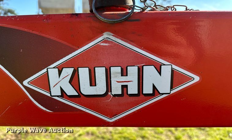 image for item LR9606 Kuhn SpeedRake SR112  hay rake