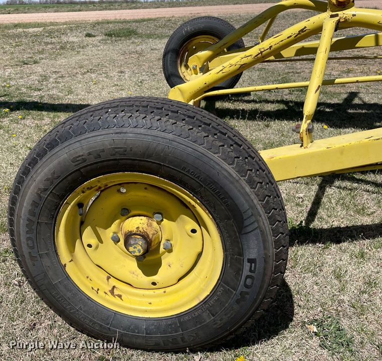 image for item LT9605 Farm King  auger