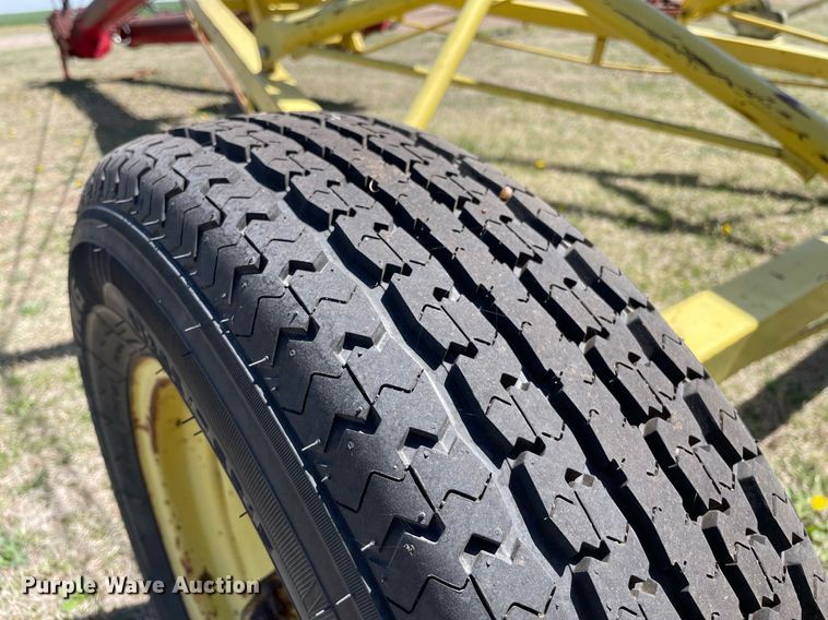 image for item LT9605 Farm King  auger