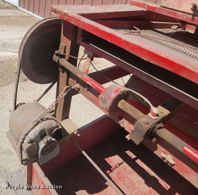 image for item LV9467 A.T. Ferrell & Co. The Clipper  grain cleaner