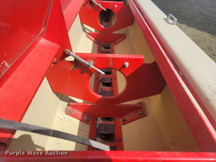 image for item LV9468 Melroe 244  grain drill