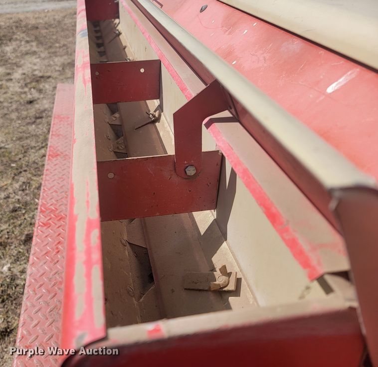 image for item LV9468 Melroe 244  grain drill