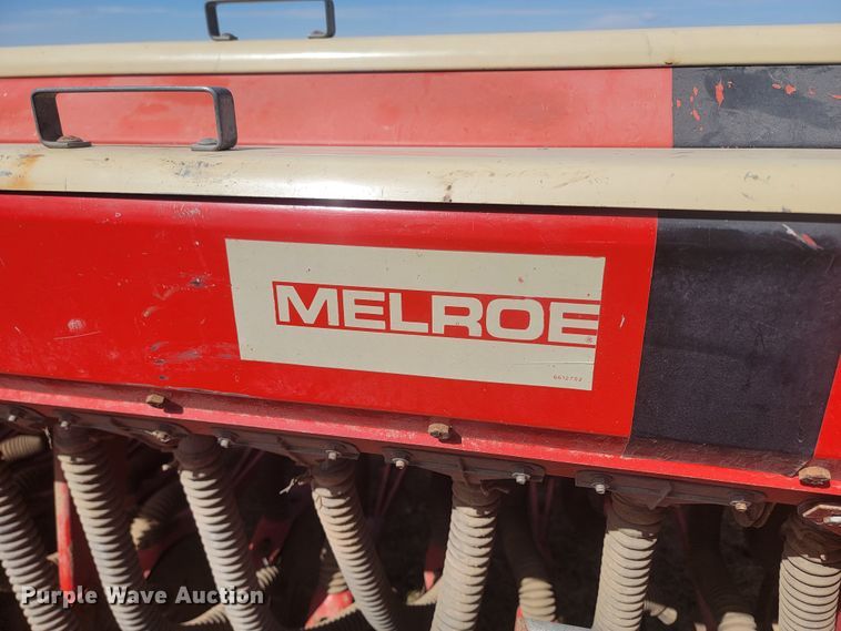 image for item LV9468 Melroe 244  grain drill