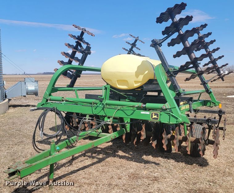 image for item LV9469 John Deere  disk