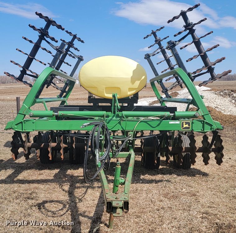 image for item LV9469 John Deere  disk