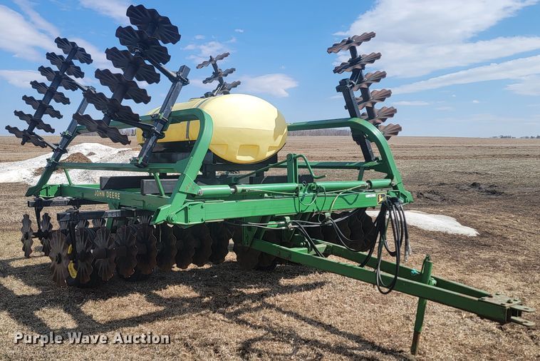 image for item LV9469 John Deere  disk