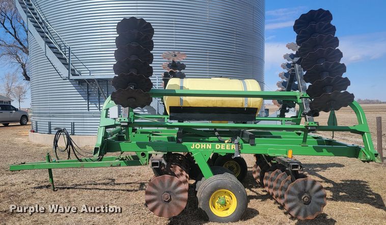 image for item LV9469 John Deere  disk