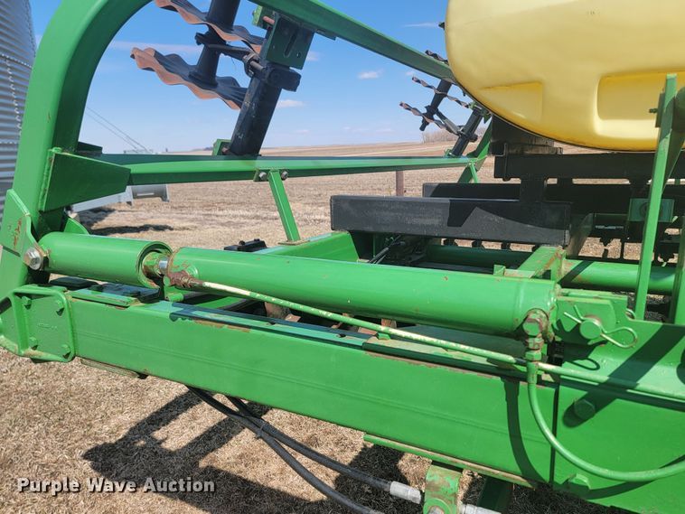 image for item LV9469 John Deere  disk