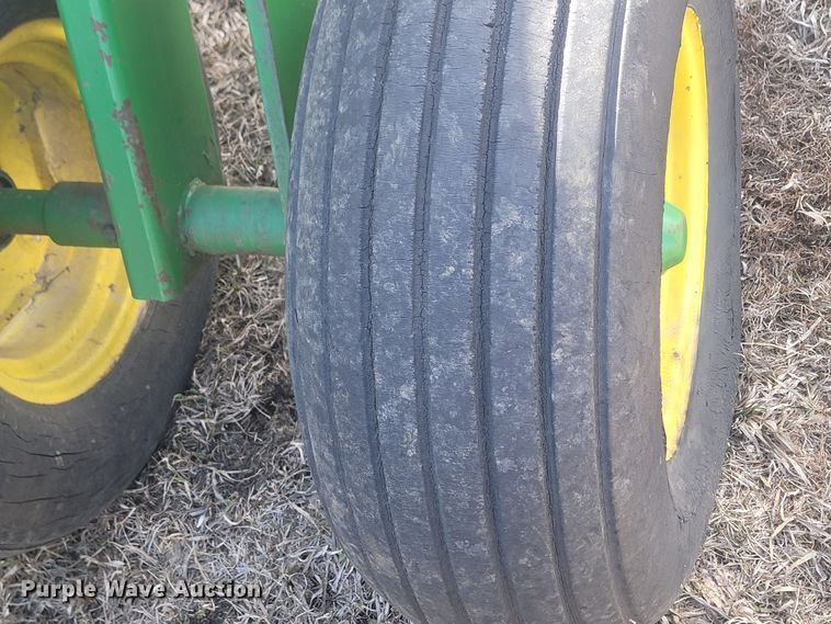 image for item LV9469 John Deere  disk