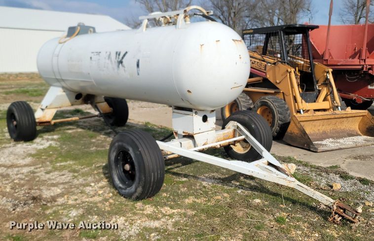 image for item MB9884 1976 Trinity  NH3 tank