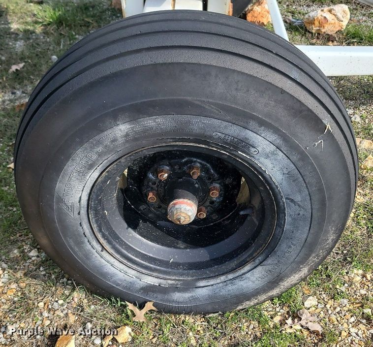 image for item MB9884 1976 Trinity  NH3 tank